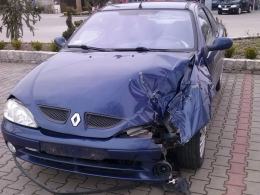 Tak wygląda auto opolanina w które uderzyło koło oderwane od autobusu MZK Opole.