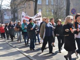 Pielęgniarki wyszły protestować na ulice Brzegu