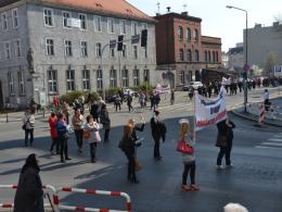 Pielęgniarki wyszły protestować na ulice Brzegu
