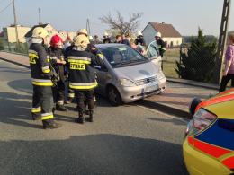 Volkswagen i mercedes zderzyły się w Dębskiej Kuźni