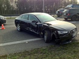 9 pojazdów zderzyło się na autostradzie
