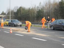 9 pojazdów zderzyło się na autostradzie