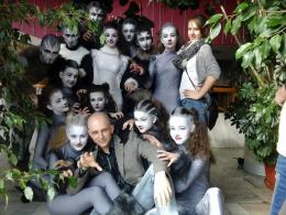 Formacja "Cats" z Royal Dance Center.