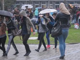 Pogoda pokrzyżowała plany grillującym na kampusie UO
