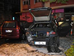 Pożar dwóch samochodów przy ulicy Sienkiewicza