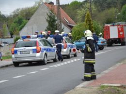 Kierowca opla zajechał drogę motocykliście