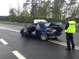 Kierowca BMW ranny w wypadku pod Ozimkiem