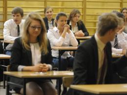 Egzamin dojrzałości na Opolszczyźnie będzie zdawać w tym roku ponad 7 tysięcy uczniów.