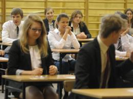 Matura 2014 rozpoczęta. Pierwszy egzamin z języka polskiego.