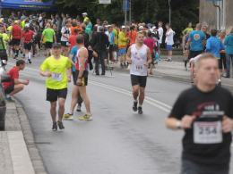 Ponad 900 biegaczy wystartowało w IV Maratonie Opolskim