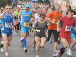 Ponad 900 biegaczy wystartowało w IV Maratonie Opolskim