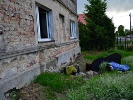 Poparzona w pożarze domu kobieta walczy o życie