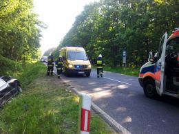 Seat dachował na prostej drodze