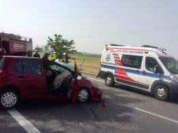 Wypadek na trasie Opole-Nysa, kobieta trafiła do szpitala