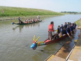 Politechnika górą w wyścigu smoczych łodzi