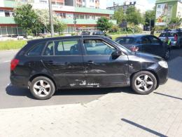 Zderzenie dwóch samochodów na rondzie w Opolu