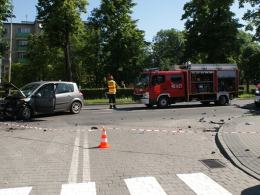 Samochód zderzył się z motocyklem, dwie osoby ranne