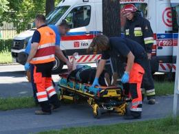 Samochód zderzył się z motocyklem, dwie osoby ranne