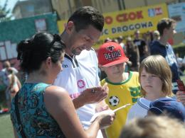 Gwiazdy Sportu i Kabareciarze zagrali dla 6-letniej Zuzi