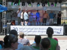 Zespół Piersi zrobił niespodziankę podopiecznym Fundacji Dom