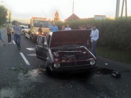 Kierowca volkswagena staranował żywopłot na ul. Wrocławskiej