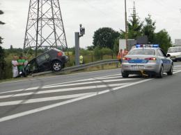 19-letni sprawca wypadku uciekł. Zatrzymała go policja.