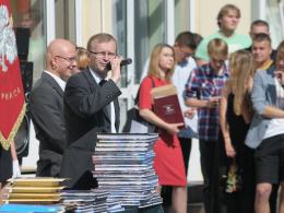 Rok szkolny zakończony. Pora na wakacyjny odpoczynek