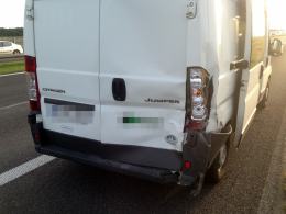 Trzy zderzenia w tym samym miejscu autostrady