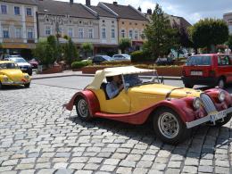 Przez weekend Krapkowice są pełne "garbusów" i "ogórków"