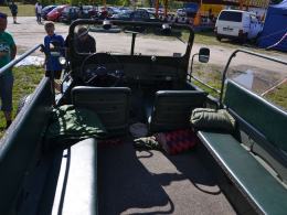 W Dobrzeniu Wielkim trwa zlot oldtimerów