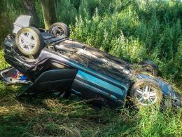 Renault dachowało pod Byczyną
