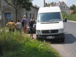 9 osób ponad normę. Przeładowany bus pod Lewinem Brzeskim.