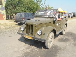 Miłośnicy pojazdów militarnych zjechali do Winowa