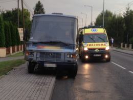 Autobus zderzył się z samochodem na ul. Oleskiej