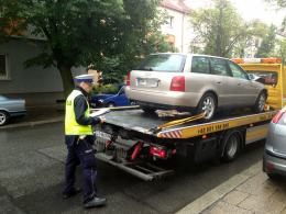 Wypadek na ul. Katowickiej, dwie osoby są ranne