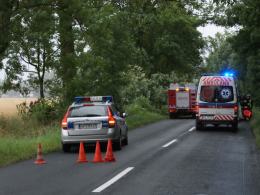 Wypadek pod Brzegiem, 18-letni kierowca walczy o życie