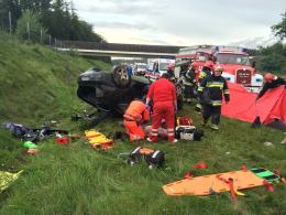 Seat dachował na autostradzie A4, zginął pasażer