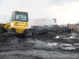 Do piątku potrwa gaszenie pożaru w Buszycach