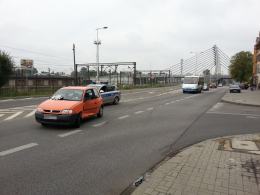 Seat i volkswagen zderzyły się na ul. Armii Krajowej