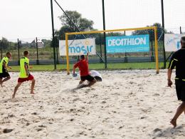 Turniej piłki nożnej plażowej w Centrum Sportu