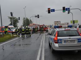 Ciężarówka zderzyła się z samochodem osobowym we Wrzoskach