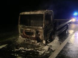 Ciężarówka spłonęła na autostradzie A4