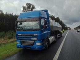 Wystrzał opony w ciężarówce powodem zderzenia na A4