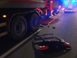 Renault wypadło z drogi na ul. Nysy Łużyckiej