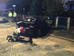 Renault wypadło z drogi na ul. Nysy Łużyckiej