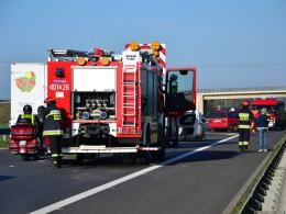 Dwa zderzenia na autostradzie A4