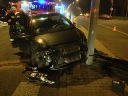 Wypadek na skrzyżowaniu, kierowca wjechał na czerwonym świetle