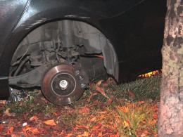 Wypadek na skrzyżowaniu, kierowca wjechał na czerwonym świetle