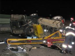 Wypadek na A4. Kierowca zasnął za kierownicą.