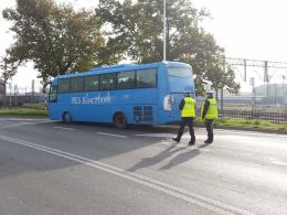 Zderzenie samochodu z autobusem PKS